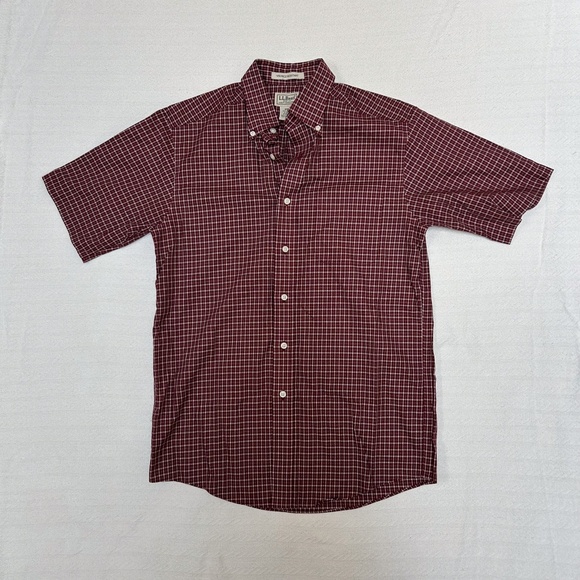 NWOT LL Bean Mens Red Plaid Button Down Short Sleeve Shirt - S Wrinkle Resistant - Picture 8 of 10